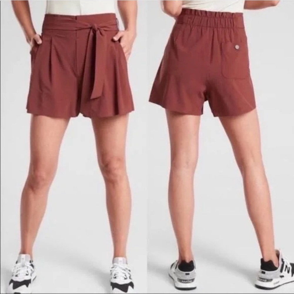 ATHLETA SKYLINE ll SHORT COGNAC BROWN SIZE 16